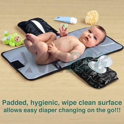 Matelas à langer portables imperméables en polyester pour couches de bébé
